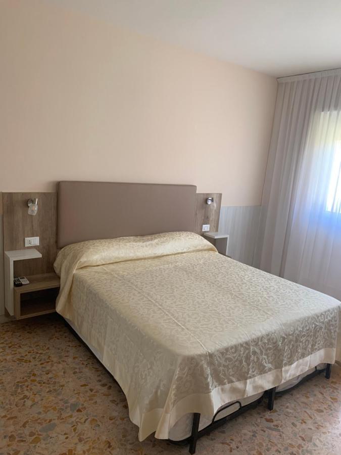 Bed and Breakfast Domus Della Radio Rom Exterior foto